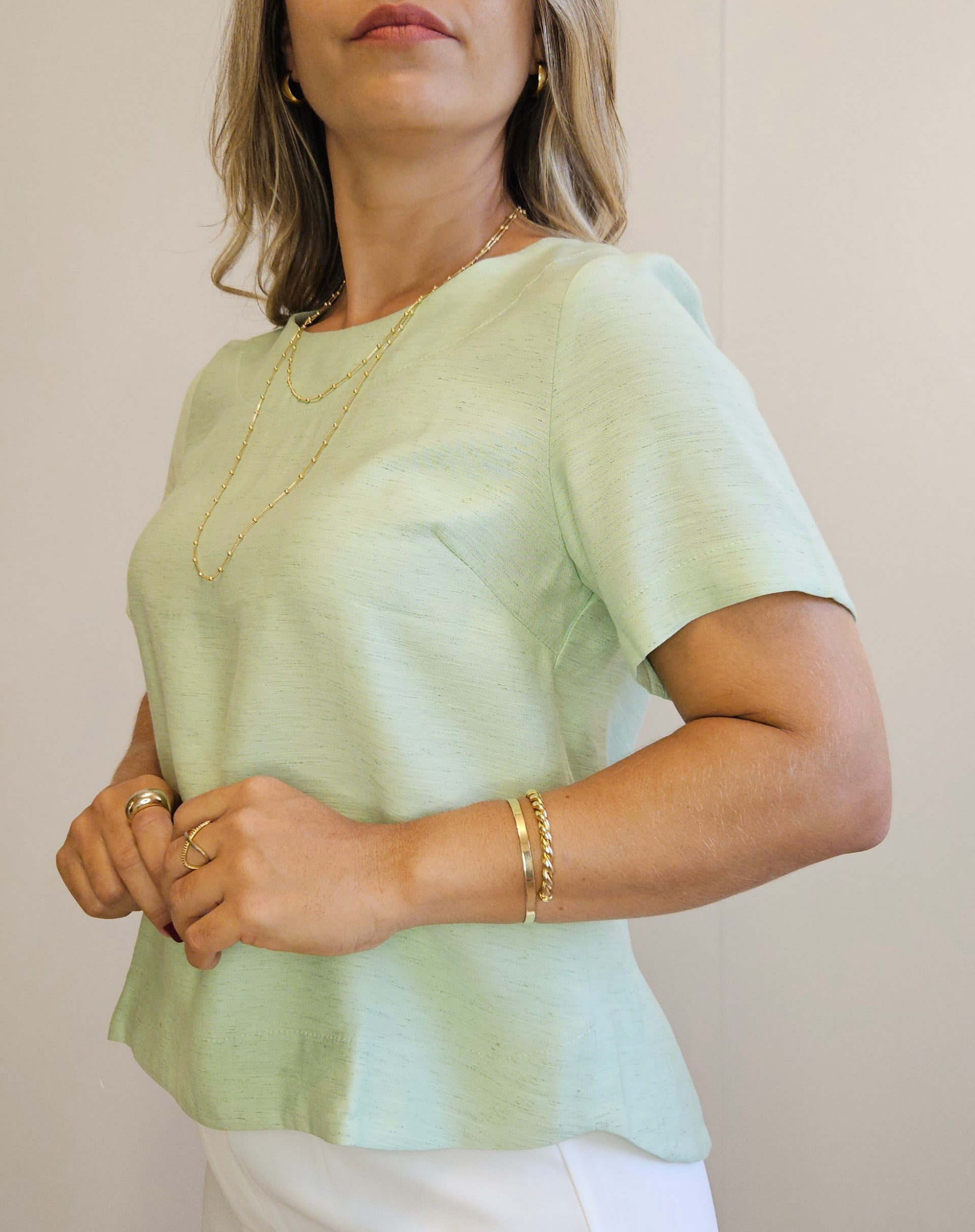 Blusa nubia em viscolinho